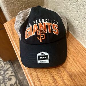 NWT. FREE WITH ANY BUNDLE PURCHASE San Francisco Giants Black & Tan Baseball Hat